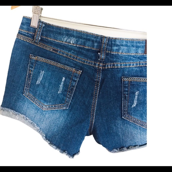 EARL JEAN Blue Distressed Jean Shorts With Pockets Denim Blue Size 9 - Picture 7 of 9